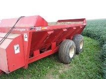 Gehl Manure Spreader